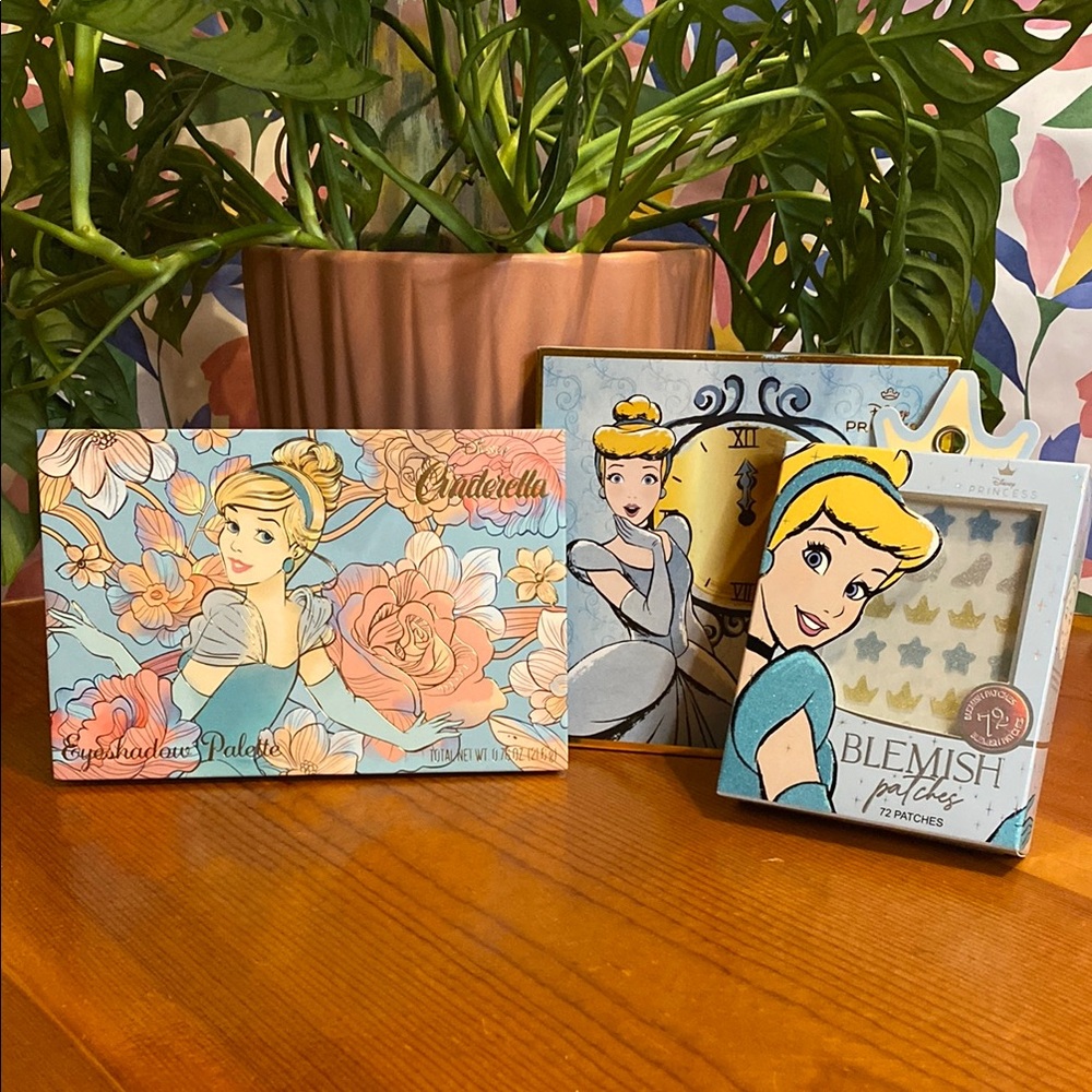 Disney Cinderella Makeup Three Piece Set